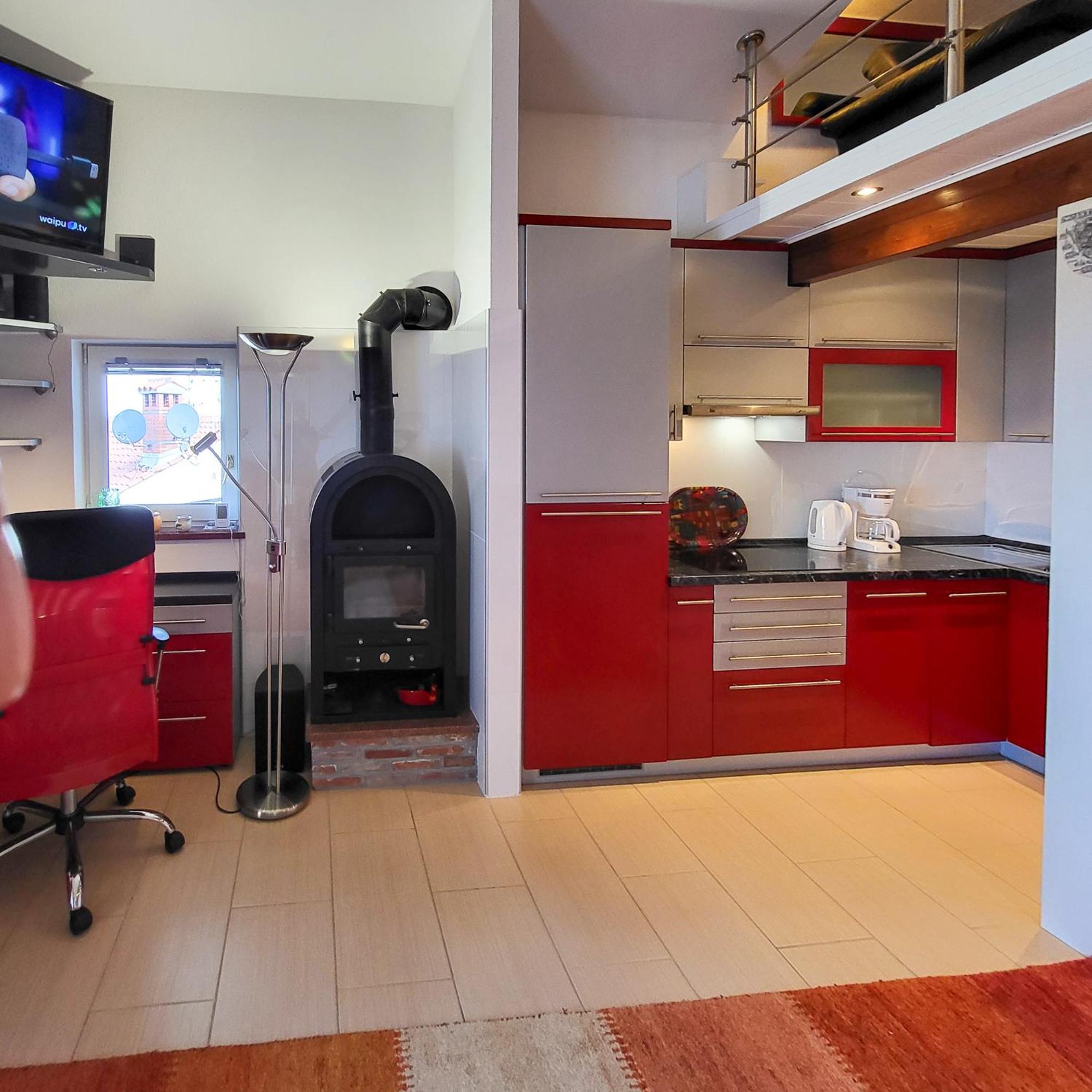 Velijoze Apartment *