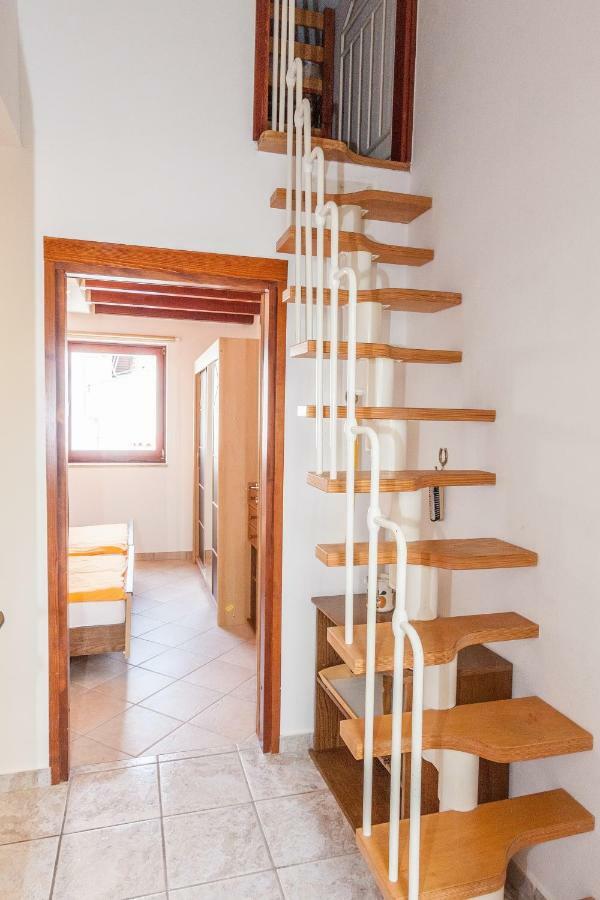 Velijoze Apartment Porec