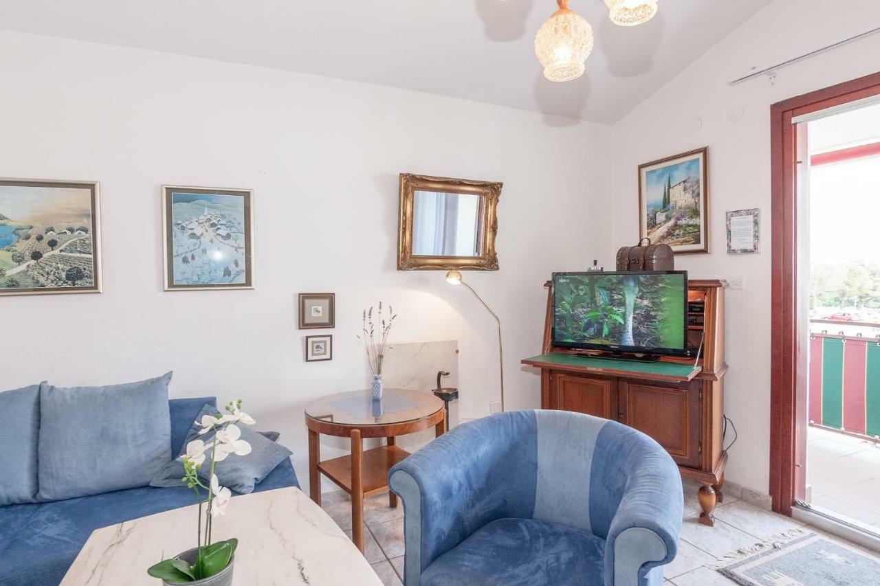 Velijoze Apartment Porec